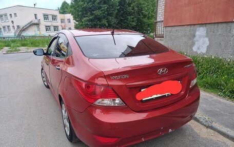 Hyundai Solaris II рестайлинг, 2011 год, 620 000 рублей, 3 фотография