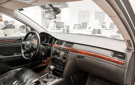 Skoda Superb III рестайлинг, 2010 год, 798 000 рублей, 11 фотография