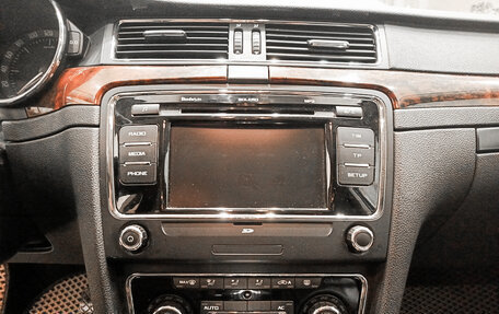 Skoda Superb III рестайлинг, 2010 год, 798 000 рублей, 15 фотография