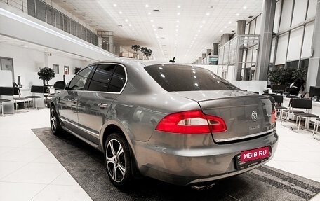 Skoda Superb III рестайлинг, 2010 год, 798 000 рублей, 7 фотография