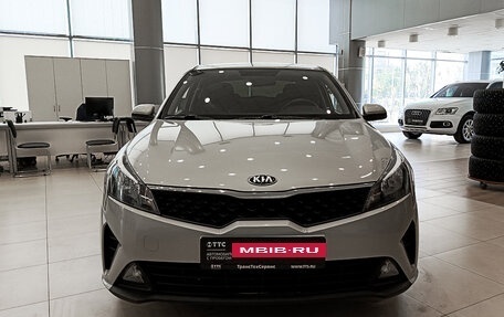 KIA Rio IV, 2020 год, 1 544 000 рублей, 2 фотография