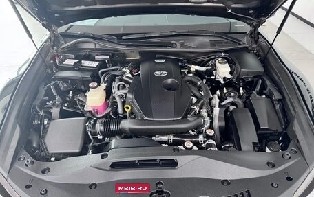 Toyota Crown, 2019 год, 2 650 000 рублей, 17 фотография