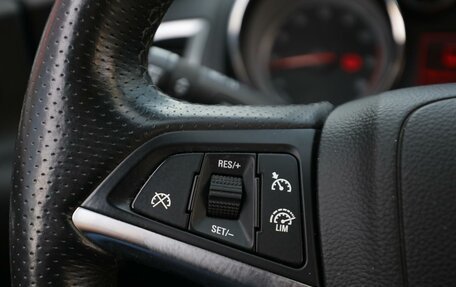 Opel Astra J, 2013 год, 860 000 рублей, 13 фотография