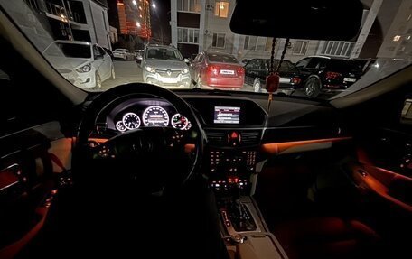 Mercedes-Benz E-Класс, 2010 год, 1 450 000 рублей, 3 фотография