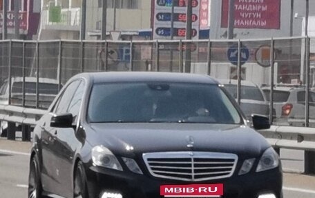 Mercedes-Benz E-Класс, 2010 год, 1 450 000 рублей, 4 фотография