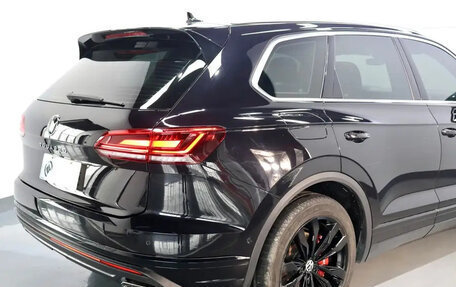 Volkswagen Touareg III, 2022 год, 3 900 000 рублей, 7 фотография