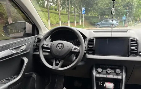 Skoda Karoq I, 2021 год, 1 700 000 рублей, 12 фотография