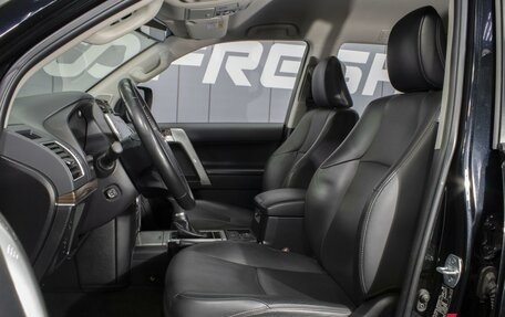 Toyota Land Cruiser Prado 150 рестайлинг 2, 2021 год, 8 100 000 рублей, 10 фотография