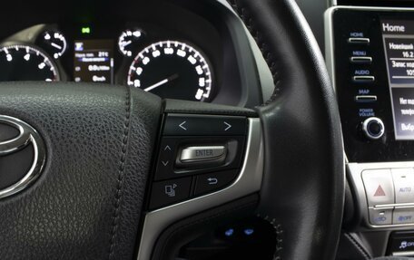 Toyota Land Cruiser Prado 150 рестайлинг 2, 2021 год, 8 100 000 рублей, 20 фотография