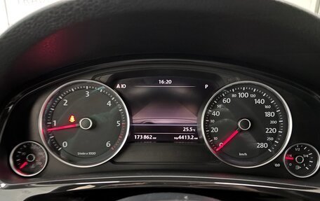 Volkswagen Touareg III, 2012 год, 2 050 000 рублей, 17 фотография