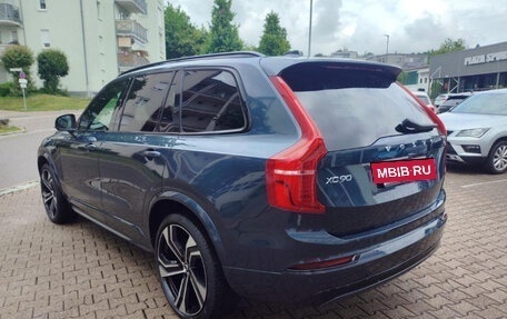 Volvo XC90 II рестайлинг, 2022 год, 4 825 000 рублей, 3 фотография