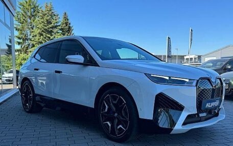 BMW iX, 2023 год, 9 041 797 рублей, 2 фотография