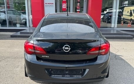Opel Astra J, 2014 год, 780 000 рублей, 4 фотография