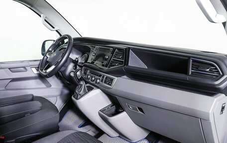 Volkswagen Caravelle T6 рестайлинг, 2021 год, 5 263 000 рублей, 11 фотография