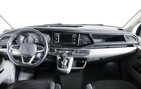 Volkswagen Caravelle T6 рестайлинг, 2021 год, 5 263 000 рублей, 14 фотография