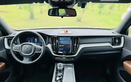 Volvo XC60 II, 2021 год, 2 835 810 рублей, 10 фотография