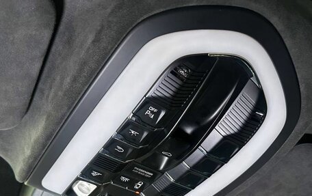 Porsche Cayenne III, 2011 год, 2 400 000 рублей, 16 фотография