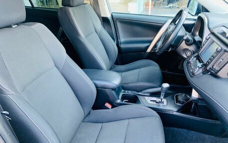Toyota RAV4, 2016 год, 2 410 000 рублей, 9 фотография