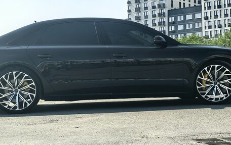 Audi A8, 2015 год, 4 950 000 рублей, 10 фотография