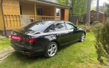 Audi A4, 2019 год, 2 450 000 рублей, 3 фотография