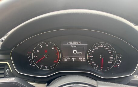 Audi A4, 2019 год, 2 450 000 рублей, 9 фотография
