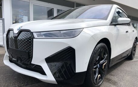 BMW iX, 2022 год, 6 167 557 рублей, 2 фотография