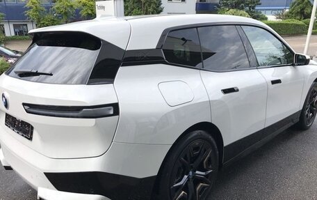 BMW iX, 2022 год, 6 167 557 рублей, 4 фотография