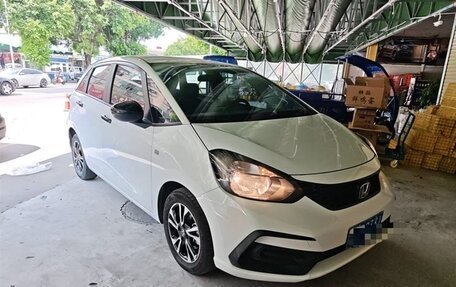 Honda Fit, 2021 год, 1 090 000 рублей, 3 фотография