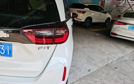 Honda Fit, 2021 год, 1 090 000 рублей, 7 фотография