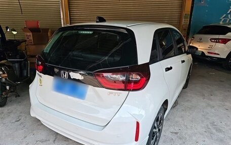 Honda Fit, 2021 год, 1 090 000 рублей, 6 фотография