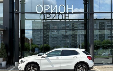 Mercedes-Benz GLA, 2019 год, 3 250 000 рублей, 6 фотография