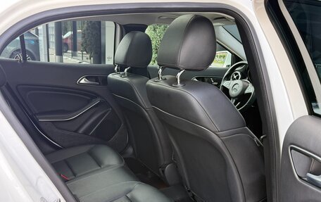 Mercedes-Benz GLA, 2019 год, 3 250 000 рублей, 14 фотография