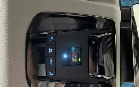 Toyota Venza, 2022 год, 3 310 000 рублей, 14 фотография