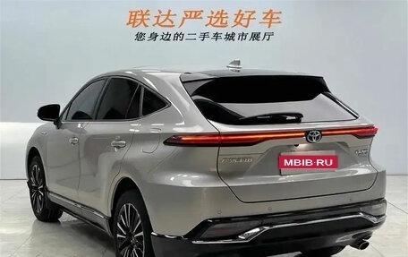 Toyota Venza, 2022 год, 3 310 000 рублей, 4 фотография