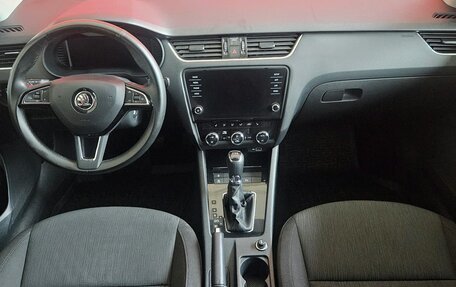 Skoda Octavia, 2019 год, 1 698 000 рублей, 9 фотография