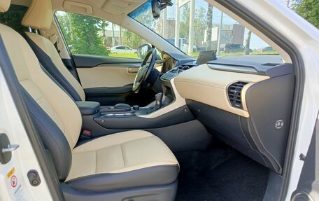 Lexus NX I, 2015 год, 2 949 000 рублей, 13 фотография