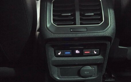 Volkswagen Tiguan II, 2016 год, 2 350 000 рублей, 22 фотография
