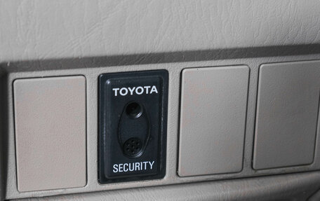 Toyota RAV4, 2001 год, 799 000 рублей, 21 фотография