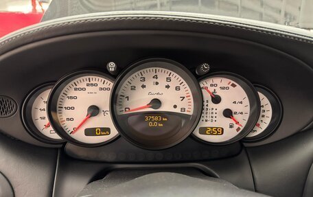 Porsche 911, 2005 год, 7 000 000 рублей, 10 фотография