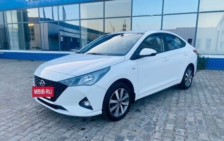Hyundai Solaris II рестайлинг, 2021 год, 1 300 000 рублей, 3 фотография