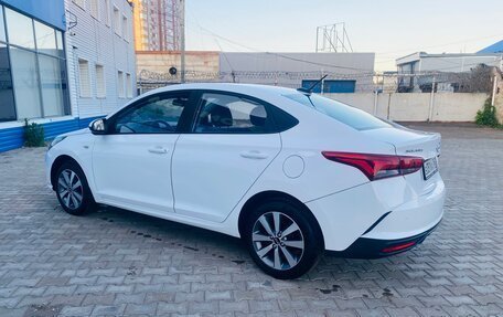 Hyundai Solaris II рестайлинг, 2021 год, 1 300 000 рублей, 8 фотография
