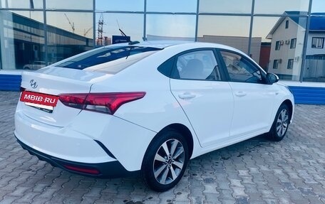 Hyundai Solaris II рестайлинг, 2021 год, 1 300 000 рублей, 9 фотография