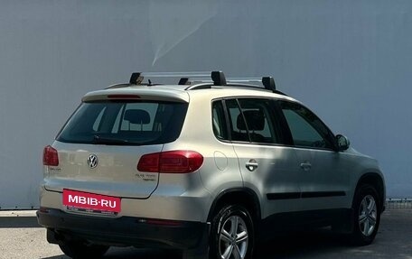 Volkswagen Tiguan I, 2015 год, 1 700 000 рублей, 5 фотография