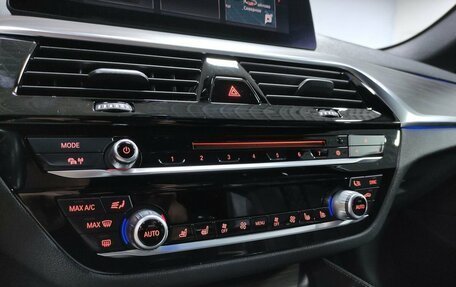 BMW 5 серия, 2019 год, 3 675 000 рублей, 17 фотография