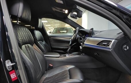BMW 5 серия, 2019 год, 3 675 000 рублей, 10 фотография