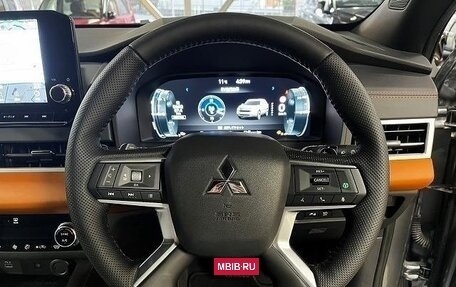 Mitsubishi Outlander, 2022 год, 3 455 000 рублей, 14 фотография