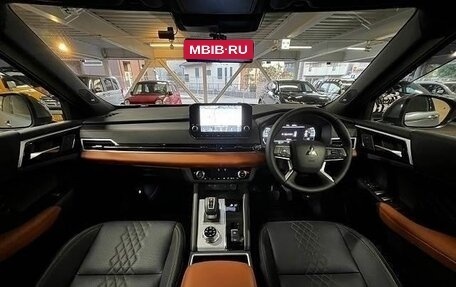 Mitsubishi Outlander, 2022 год, 3 455 000 рублей, 12 фотография