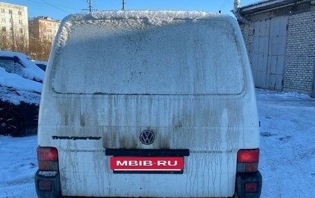 Volkswagen Transporter T4, 2000 год, 280 000 рублей, 2 фотография