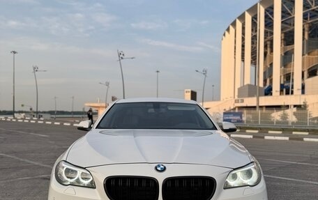 BMW 5 серия, 2013 год, 2 950 000 рублей, 2 фотография