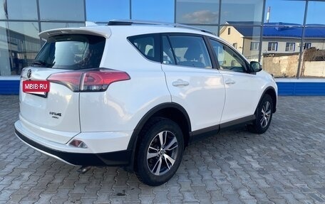 Toyota RAV4, 2017 год, 1 650 000 рублей, 5 фотография